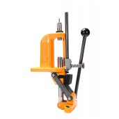 Press Kits and Presses