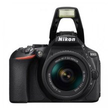 Nikon D5600 Body+18-55mm F/3.5-5.6G AF-P DX VR+70-300mm F4.5-6.3G AF-P ED DX Lens+Bag