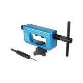 Riflescopes and Sights